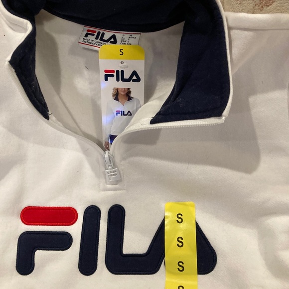 COPY - Small zip up sweater - Picture 2 of 3